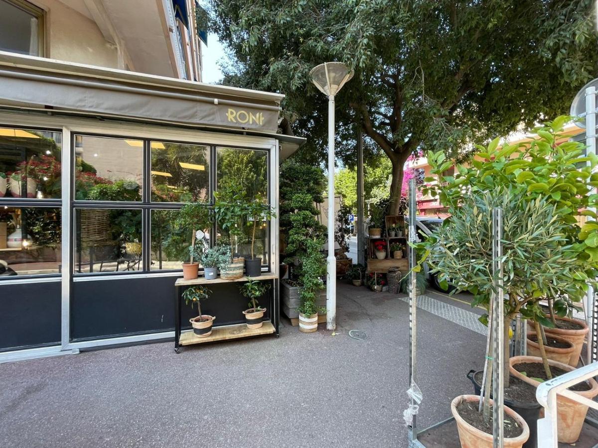 Urban Riviera Juan Les Pins - Queen Room Екстериор снимка