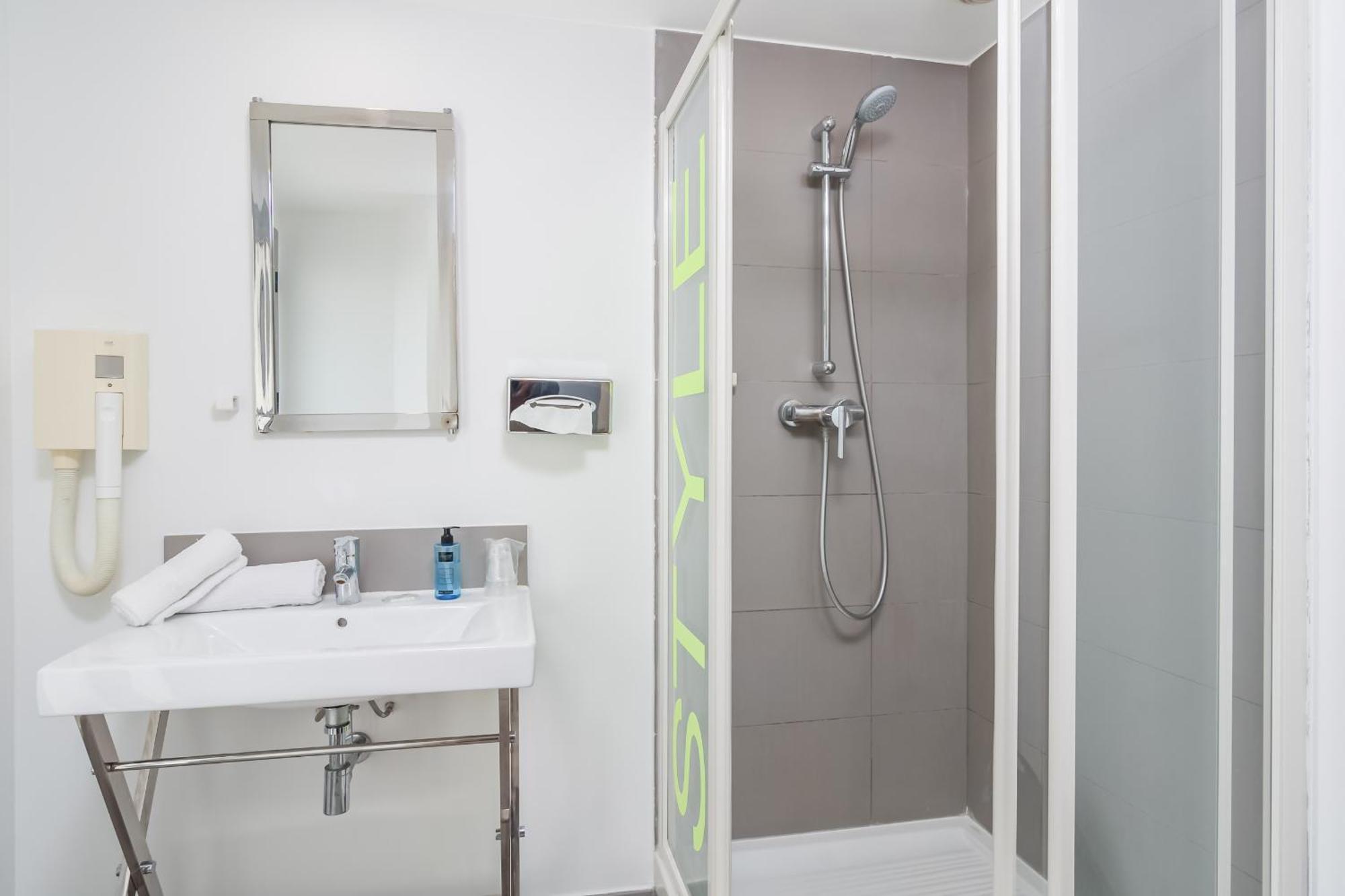 Urban Riviera Juan Les Pins - Queen Room Екстериор снимка