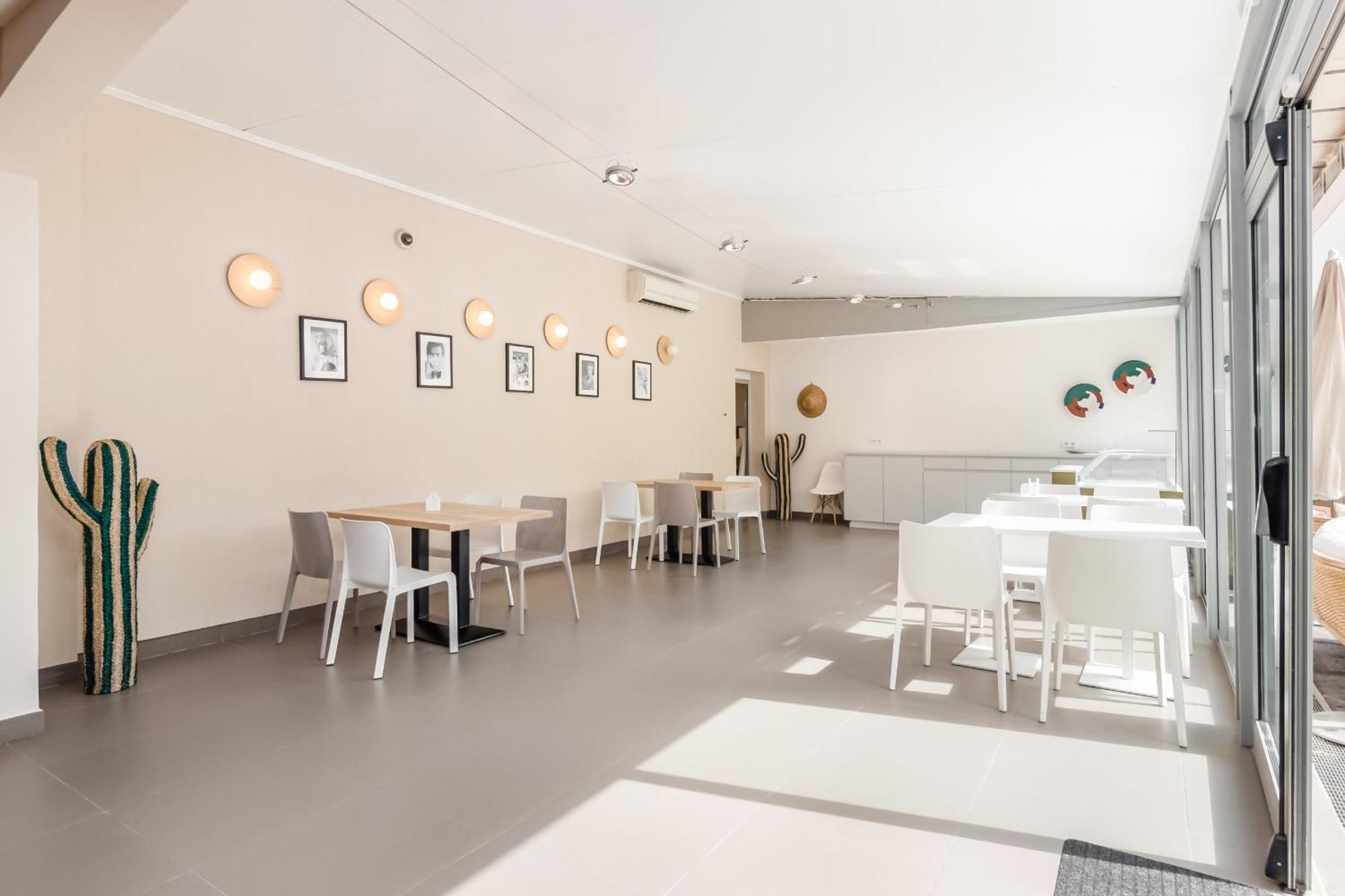 Urban Riviera Juan Les Pins - Queen Room Екстериор снимка